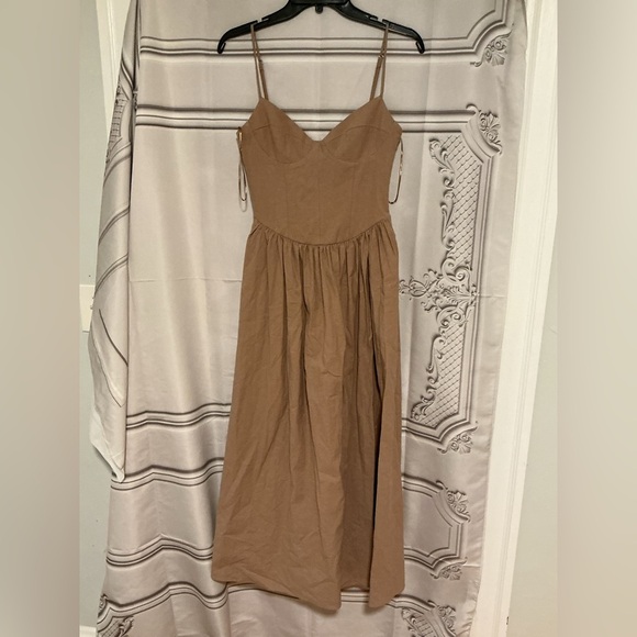 NWT ZARA 2025 collection blogger fav 2025 Dress XS 
🚨FINAL PRICE NO DISCOUNT - Picture 2 of 14